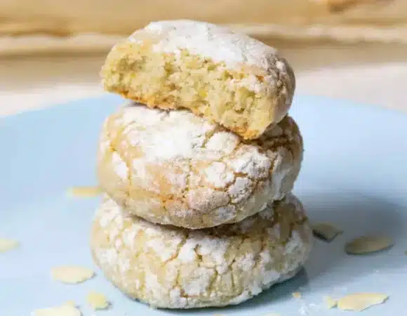Bake Authentic Moroccan Almond Ghriba Cookies at Home