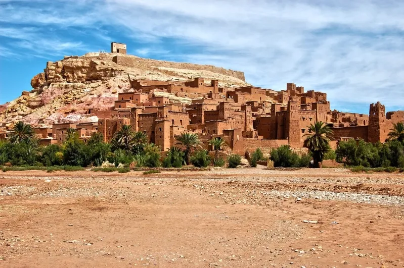 A city in Morocco surrounded by desert, highlighting the blend of urban life and arid terrain Are Moroccans African.